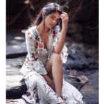 Riddhi Kumar Instagram - Listening to @yael_naim_ on loop