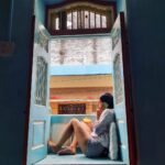Riddhi Kumar Instagram - What a lovely time it has been and thank you Maria for hosting us at your ancestral place in Kapadwanj. This house is almost like a Wada but a quirky sky blue one at that. We understood and lived through an entirely different culture and the sweetest people. I’ll always remember Rubina didi 💕 I understood that life just like a thal is served with oscillation-al mithas and kharaas. That I’m lucky enough to be surrounded by such incredible, smart, sweet and badass women and go on my first girls trip with them. From knitting down our afternoons to midnight wine goss and making mehendi from scratch. And later applying it in a hurry because I have to go back and roaming around with dried leaf paste on my feet, but the experience cannot be missed. I also had the privilege to eat traditional bohri food wherein each dish takes more than a day to be prepared and oh! What taste✨ and to see the beautiful architecture of the village while sipping onto some tangy marble soda 🥤 Thank you @serendipitous_zemblanity for hosting us in the best manner. And @srushtisirsath please move in with me asap? 💍 @azrabhagat tech me handloom! @anushasinghania lovely meeting you💕 Kapadwanj, India