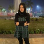 Riddhi Kumar Instagram - The earth has completed an orbit like it always does but let’s turn it into an extraordinary concept of self evolution on a yearly basis which degrades till the end of 365 days 🥰 Happy new year!🥳