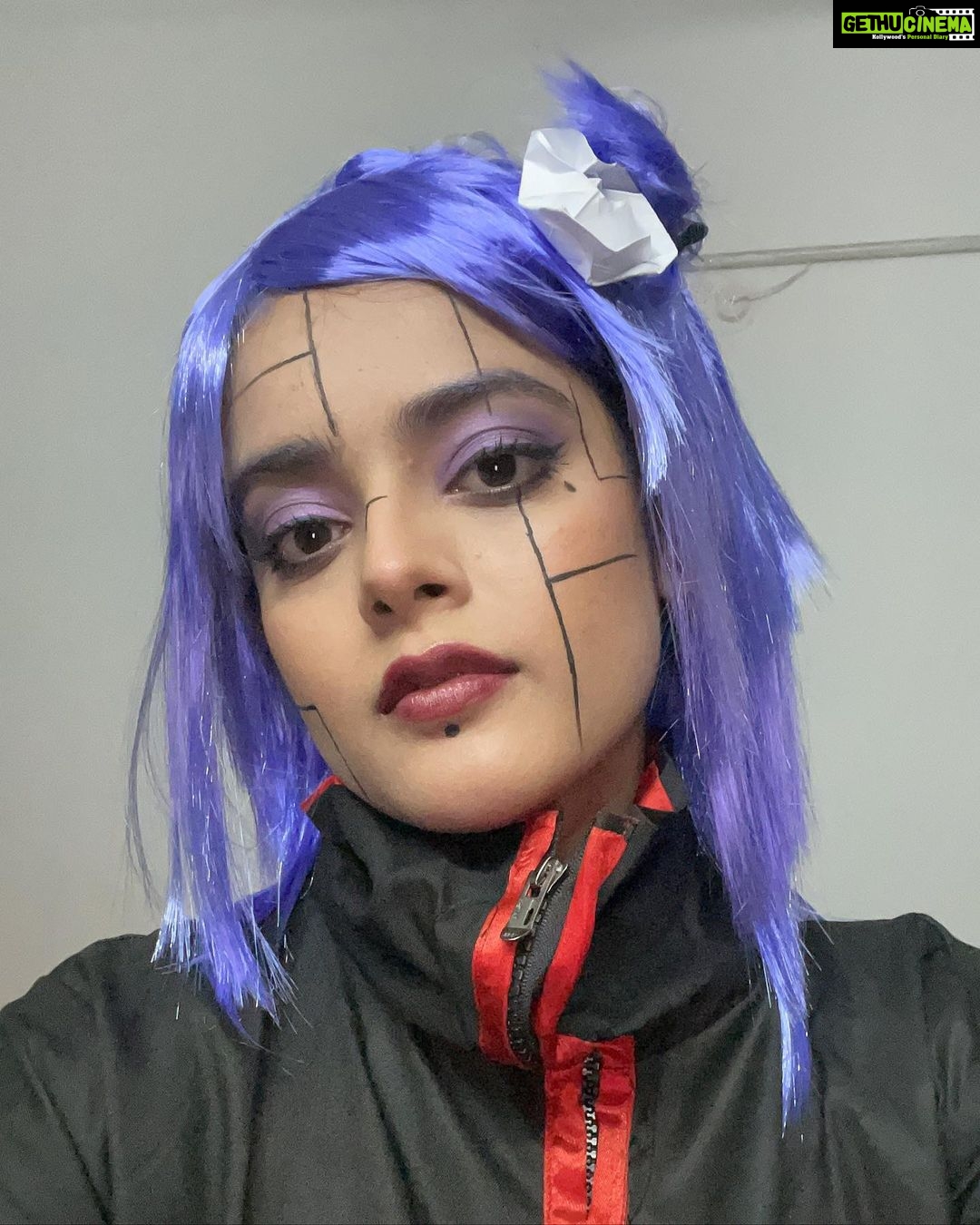 Riddhi Kumar Instagram - When Konan gets a night off 🎃 Was so excited to play this gang member from my first anime🤩 . . . . . . . . . . . . . #konancosplay #konan #konanakatsuki #konannaruto #akatsuki #akatsukicosplay #cosplay #halloweencostume #halloween #halloweencostumeideas #anime #animecosplay #animecostume