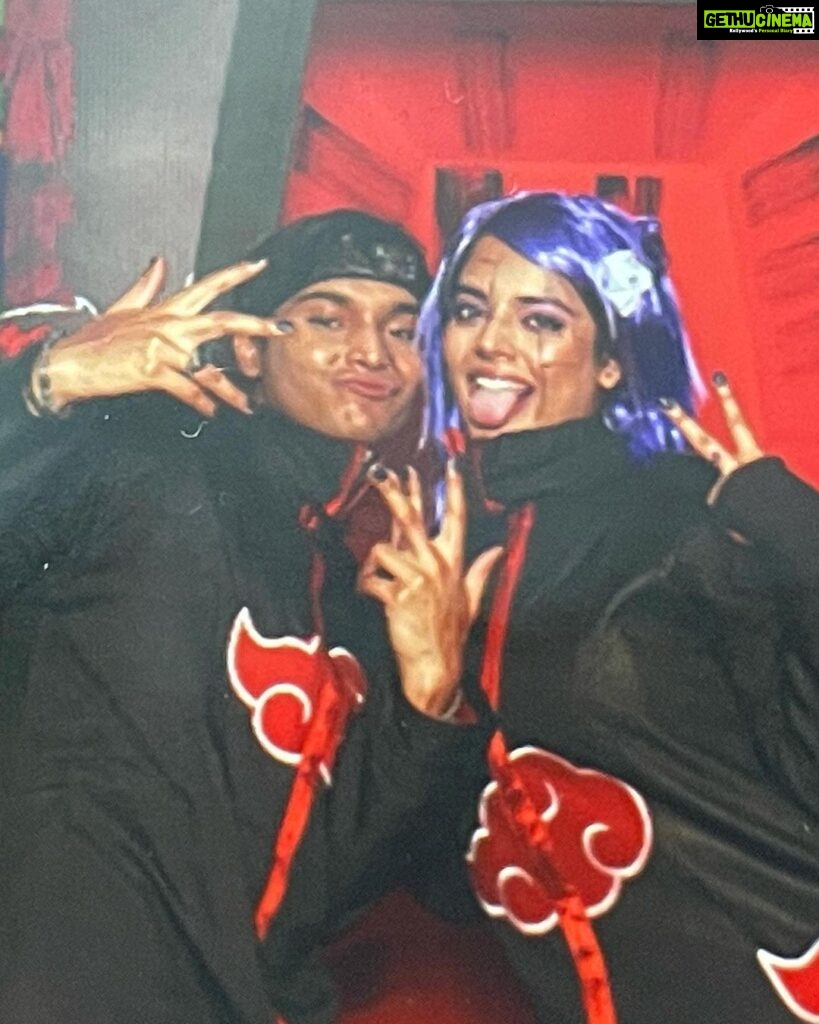 Riddhi Kumar Instagram - When Konan gets a night off 🎃 Was so excited to play this gang member from my first anime🤩 . . . . . . . . . . . . . #konancosplay #konan #konanakatsuki #konannaruto #akatsuki #akatsukicosplay #cosplay #halloweencostume #halloween #halloweencostumeideas #anime #animecosplay #animecostume