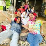 Riddhi Kumar Instagram - What a lovely time it has been and thank you Maria for hosting us at your ancestral place in Kapadwanj. This house is almost like a Wada but a quirky sky blue one at that. We understood and lived through an entirely different culture and the sweetest people. I’ll always remember Rubina didi 💕 I understood that life just like a thal is served with oscillation-al mithas and kharaas. That I’m lucky enough to be surrounded by such incredible, smart, sweet and badass women and go on my first girls trip with them. From knitting down our afternoons to midnight wine goss and making mehendi from scratch. And later applying it in a hurry because I have to go back and roaming around with dried leaf paste on my feet, but the experience cannot be missed. I also had the privilege to eat traditional bohri food wherein each dish takes more than a day to be prepared and oh! What taste✨ and to see the beautiful architecture of the village while sipping onto some tangy marble soda 🥤 Thank you @serendipitous_zemblanity for hosting us in the best manner. And @srushtisirsath please move in with me asap? 💍 @azrabhagat tech me handloom! @anushasinghania lovely meeting you💕 Kapadwanj, India