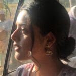 Riddhi Kumar Instagram – Sun soaked eyes