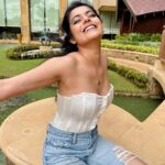 Riddhi Kumar Instagram – Mood after knowing that #crashcourse is finally out on @primevideoin ✨
Show it some love guys, and do send me your reviews!💗
Love love and just lots of love to @manish.hariprasad @vjymaurya @rainaroy6 @owlet.films 
Eeepp!! Phone’s on DND 🎧
