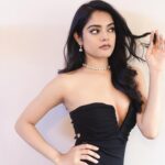 Riddhi Kumar Instagram - For the opening ceremony of the Jio MAMI Mumbai Film Festival 2023 ✨ Photographed by @arora.yogesh Make up @jackymakeup87 Nita Mukesh Ambani Cultural Centre