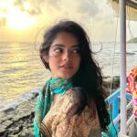 Riddhi Kumar Instagram - May every hour feel like this golden hour ✨🥂 Goa India