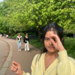 Riddhi Kumar Instagram - Sunshine on my mind ☀️ Victoria Park, London