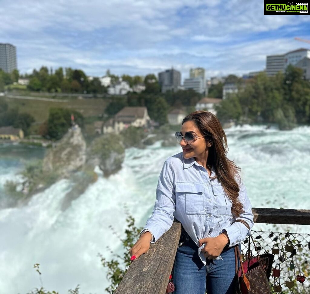 Rimi Tomy Instagram - ❤️❤️ Rhinefalls - Europe's Largest Waterfalls