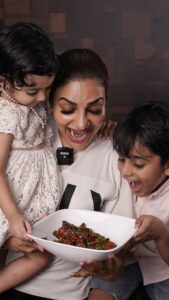 Rimi Tomy Instagram - Chicken lollipop# watch full video in rimitomyofficial YouTube channel 😋❤️✌️👍
Link in bio

@reenutomy
@aadil_hydrose