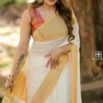 Rimi Tomy Instagram - ❤️❤️❤️ @khajuraho_boutique_ @mayoorajewelerydesigns @akhil_photography_tvm @vijileshvt