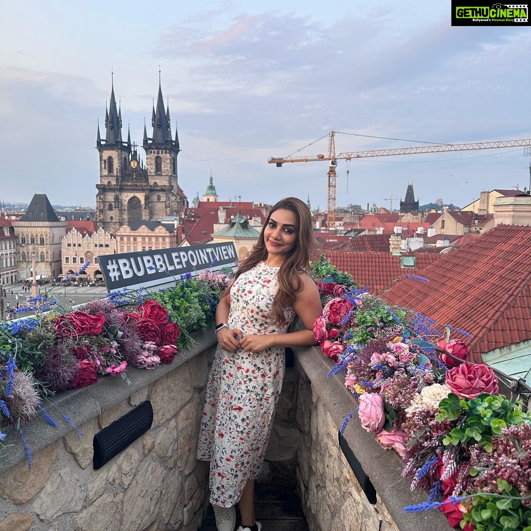Rimi Tomy Instagram - ❤️❤️🩹❤️🩹 Praha / Prague / Prag / Praga