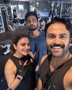 Rimi Tomy Instagram - Helooo Gym friend mr.sanju😃😎

@sanjusivram ✌️
@_hab_eeb_
@darc1fitness