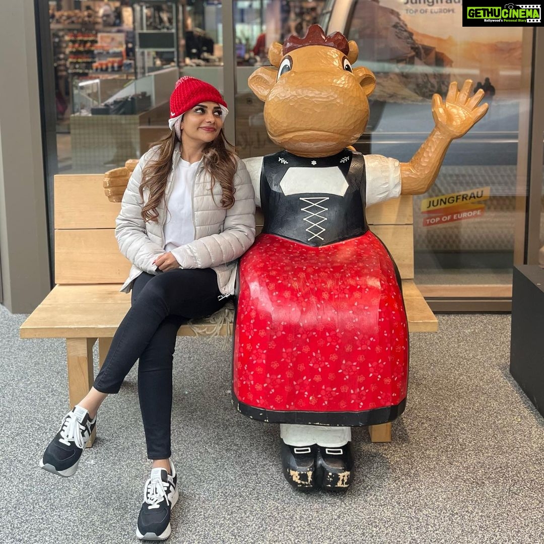 Rimi Tomy Instagram - പോരുന്നോ എന്റെ കൂടെ ??