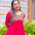 Rini Raj Instagram - ❤️ . . . 👗 @kurtizworld_online ❣️