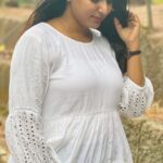 Rini Raj Instagram - 🤍 . . . 📸 @ribi_raj ❤️
