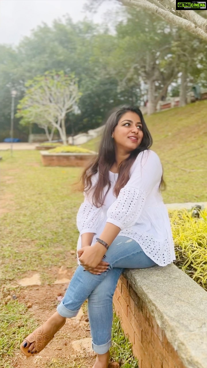 Rini Raj - 12.4K Likes - 🤍