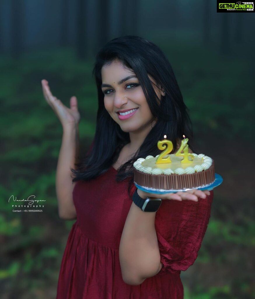 Rini Raj Instagram - Thank you everyone for the wonderful birthday wishes ❣🥰 . . . 📸 @nandagopan_photography ❣