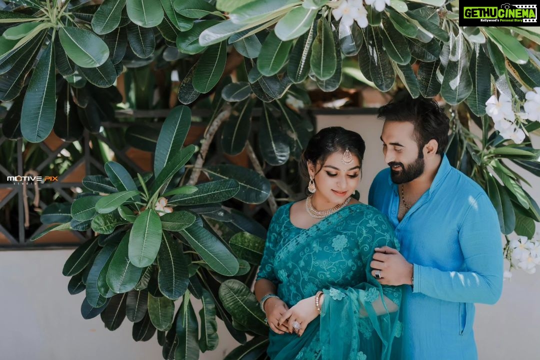 Rini Raj Instagram - Every picture tells a story, but sometimes we need a few words @thereal_vishnu_ @rini._raj._