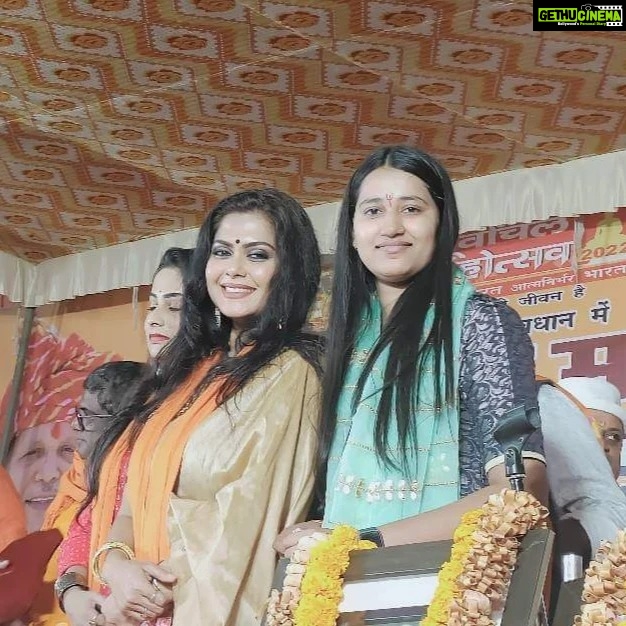Rinku Ghosh Instagram - Wish you a very happy birthday dear @bhawana_dwivedi_official Bhagwan tumhari har manokamna Puri Karen. Radhe Radhe