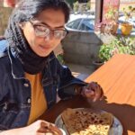Rinku Ghosh Instagram - Thand mein dhoop sekhte hue garma garam chai aur parantha ka mazaa hi kuch aur hai..