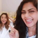 Rinku Ghosh Instagram - Aaj mere yaar ka birthday hai, Aaj mere yaar birthday hai 💃💃💃