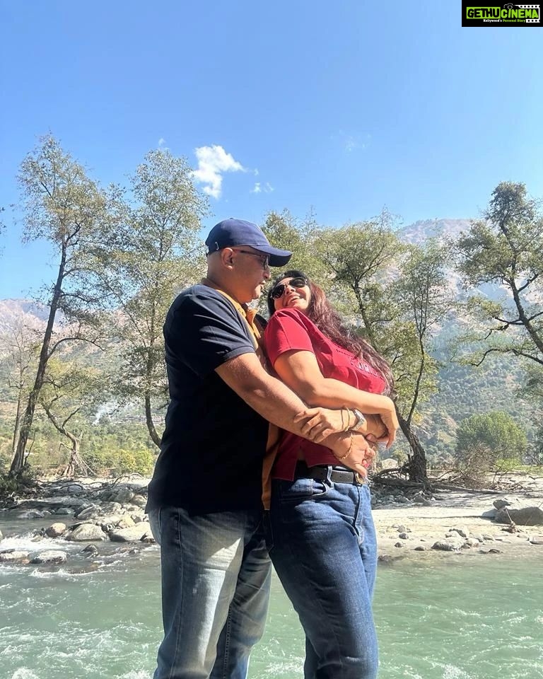 Rinku Ghosh Instagram - You and me in this beautiful world 💞