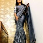 Rinku Ghosh Instagram – When in doubt, wear a saree 🩶🩶
#picoftheday#elegance#instagood#indianwear#