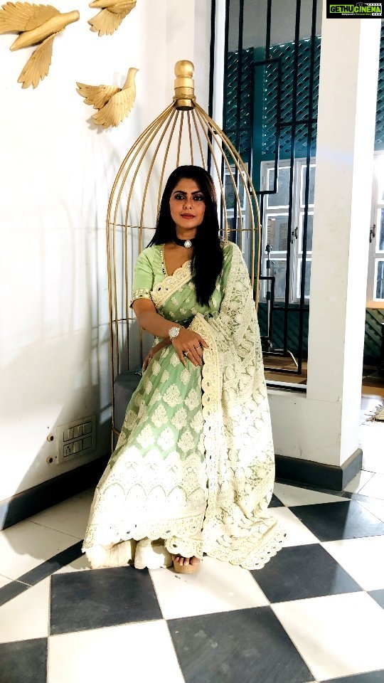 Rinku Ghosh Instagram - Walk through life with mind wide open... #instagood#instagramreels#reelkarofeelkaro#reelitfeelit#instadaily#likesforlikes#comments#workmode
