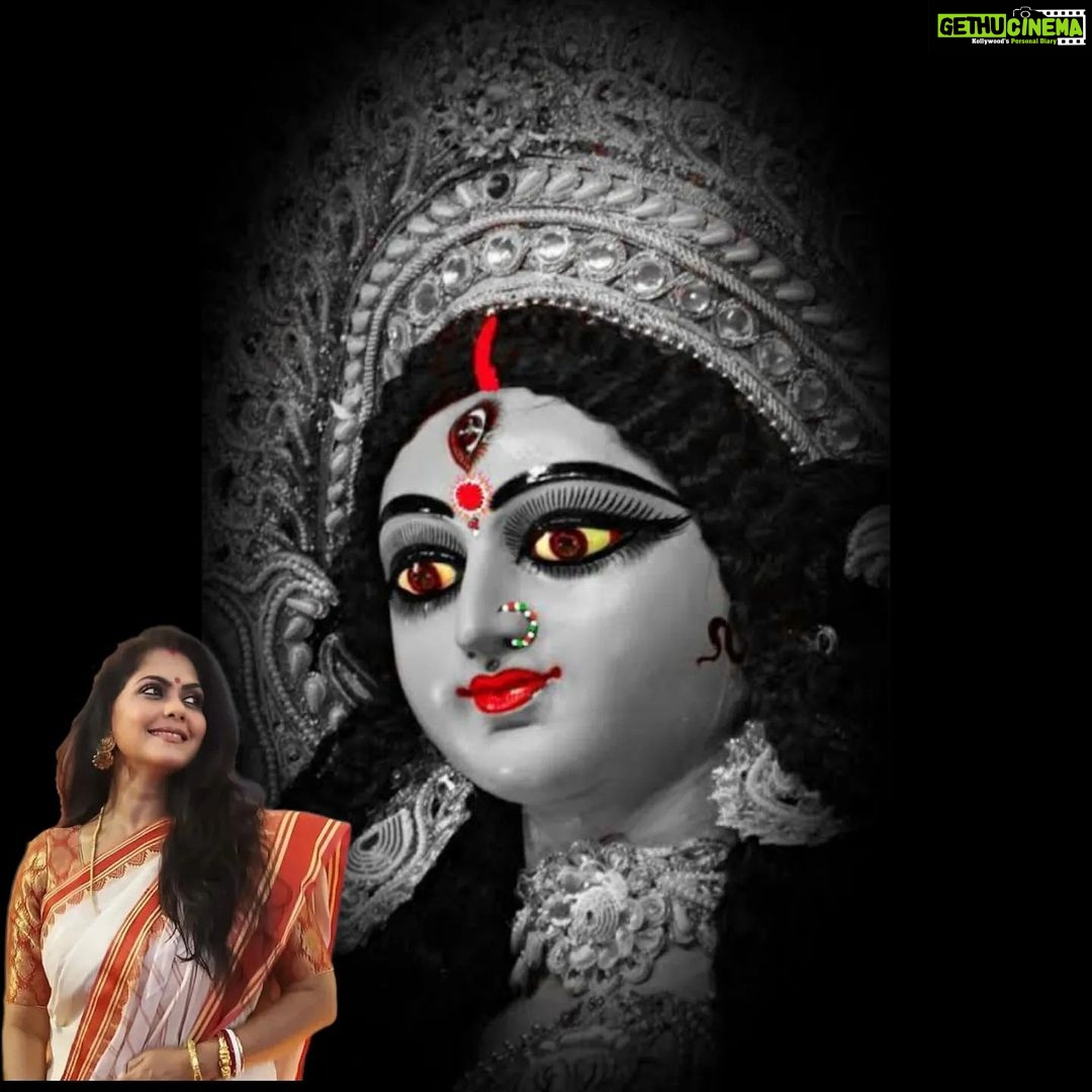Rinku Ghosh Instagram - Maa Eshe geche.. 'Joi Maa Durga ' 🙏🙏🙏🙏