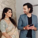 Rinku Ghosh Instagram - When you are not attentive to your words 🥲🤐🤕. #abhiofficial_sharma #rinkughosh #junooniyatt #reels #funtime #actorslife #shootday #reelviral