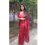 Rinku Ghosh Instagram – When we twin, pic toa banta hai na..
#picoftheday#indianwear#instagood