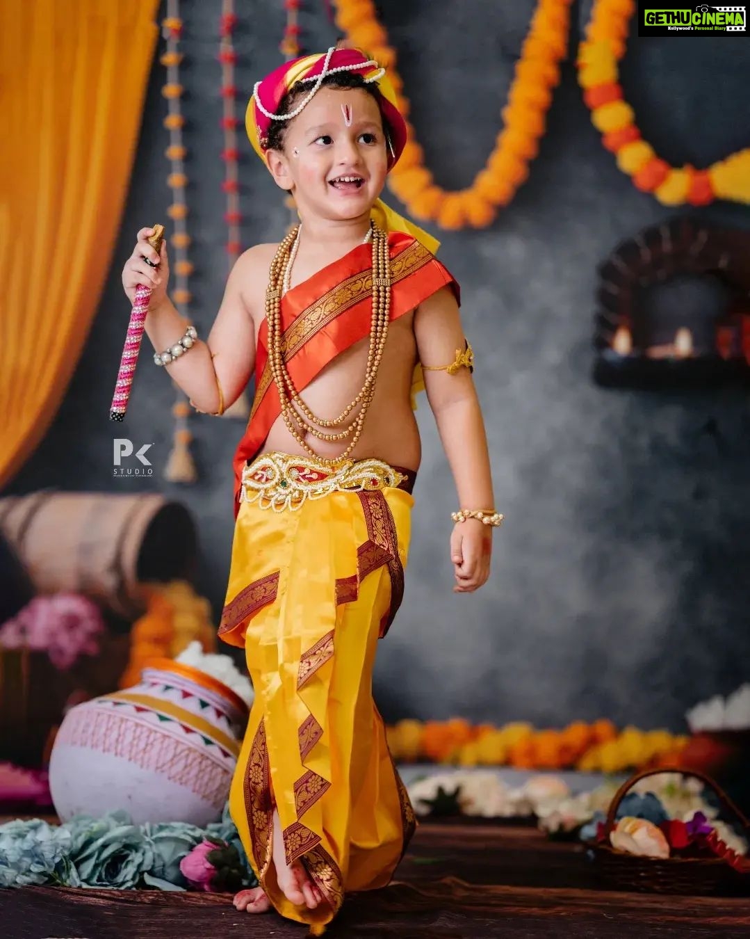 Rishab Shetty - 250.1K Likes - ನಮ್ಮ ಮನೆಯ ಮುದ್ದು ರಾಧಾ ಕೃಷ್ಣರಿಂದ ಎಲ್ಲರಿಗೂ ಶ್ರೀಕೃಷ್ಣಜನ್ಮಾಷ್ಟಮಿಯ ಶುಭಾಶಯಗಳು!
#krishnajanmashtmi