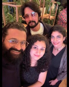 Rishab Shetty Instagram - ನಮ್ಮ ಪ್ರೀತಿಯ ಕಿಚ್ಚ ಸುದೀಪ್ ಸರ್ ಗೆ ಹುಟ್ಟು ಹಬ್ಬದ ಹಾರ್ದಿಕ ಶುಭಾಶಯಗಳು. ಸದಾ ಯುವಕರಂತೆ ಮಿಂಚುವ ನಿಮ್ಮಿಂದ ಮತ್ತಷ್ಟು ಪಾತ್ರಗಳನ್ನು ನೋಡುವ ಹಂಬಲ. Once a fan, always a fan!❤️ @kichchasudeepa #kicchasudeepa @KicchafansKKSFA