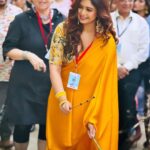 Ritabhari Chakraborty Instagram - Pujo Dump 🙏🏻 #durgapuja2023 🫶🏻 Picture details - Pic 1 - photo clicked on the day of inaugurations on chaturthi. 2. My bonila Nusrat and i in deshapriya park after finishing judgement for T2 3. Me and Doc @tottichatterjee making it up on Laxmi puja with a selfie because we were too tired to click one on Ashtami (sigh! I looked like a million dollars 🤣 ) 4. Trying my hands on dhaak on shashthi in Behala. 5. Carnival representing Dakshinpara with this fabulous team. Trina and Neil even gave a kick ass performance. While me and Swastika di did our round of catching up on gossip 🤣 Priyadarshini is always graceful and beautiful. Koushani was breath taking with her gold and white saree. 6. I just lovvvved my look for Jamai babu’s house bhog lunch on Navami. So a selfie. 7. Family lunch hosted by me at The Park on Saptami. 8. Picture clicked by bonila Nusrat Jahan. 9. Negotiating a selfie deal with a 10 year old if she does her home work on time - in a puja me and Abir Da visited on Navami. 10. Mohila Kumor - felicitated these icons with ponds in Deshapriya Park on Ashtami morning. Got so much love. Hope to tell their stories some day