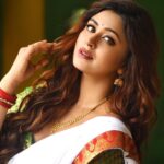 Ritabhari Chakraborty Instagram - পুজো পুজো গন্ধ… Pc @rb_photography999