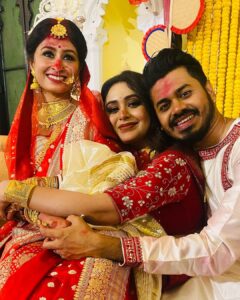 Ritabhari Chakraborty Instagram - Happy Birthday Titin Shona! You are the light of our lives. You are the Blossom to my Bubble. My first Age of Empires Partner - first best friend - first rival in Contra and Battle City. My world is not complete without you. I love you . You are my khatarnak Irade! 🫢🫣 You know why THIS song 😂😂