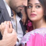 Ritabhari Chakraborty Instagram - मोहे मारे नजरिया साँवरिया रे… 💕 Mr. And Mrs. Fatafati are here in 6 languages streaming only on @sonylivindia 💕 #Fatafati
