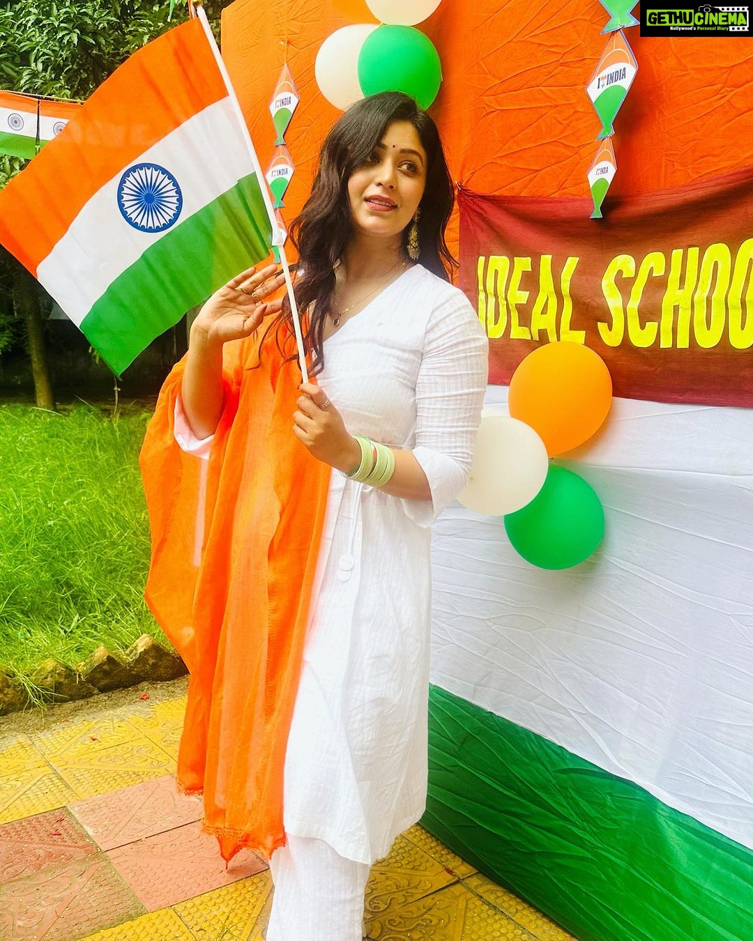 Ritabhari Chakraborty Instagram - For me - Freedom means building a safe and better future for my children - work towards building a better India with them - for them🧡🤍💚Independence day celebration at my school - Ideal School For the deaf. Ideal School for the Deaf