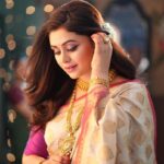 Ritabhari Chakraborty Instagram - Pujor aar kodin? @kalyanjewellers_official