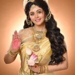 Ritabhari Chakraborty Instagram - শুভ মহালয়ার শুভেচ্ছা সকলকে ❤ @kalyanjewellers_official #durgapuja2023
