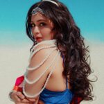 Ritabhari Chakraborty Instagram – Tv pe Breaking news haye re mera ghagra… Kolkata se leke Nevada via Doha 🤣 pc @josh_e_martin #burningman2023 @burningman #thankslarry Burning Man
