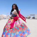 Ritabhari Chakraborty Instagram – Tv pe Breaking news haye re mera ghagra… Kolkata se leke Nevada via Doha 🤣 pc @josh_e_martin #burningman2023 @burningman #thankslarry Burning Man