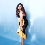 Ritabhari Chakraborty Instagram – Felt like a queen in @gauriandnainika 🖤 for #Filmfare shoot.