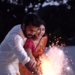 Rithika Tamil Selvi Instagram - THALA DIWALI VIBES✨😊 #tamil_rithika #thaladiwali #thaladeepavali #rithika #rithikatamilselvi #rithikavijaytv #diwali2023 #deepavali2023 #deepavalifestival #festivewear #newlyweds #trending #trendingreels #reelsinstagram #diwalivibes✨ #tamilnadutraditional #tamilnadufestival #firstdiwalitogether #diwali #deepavali #couplephotography #love #arrahman #tamil #southindianbride #tamilmusic #fireworks #diwali2023 #festival