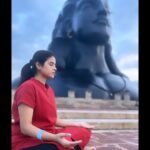 Rithika Tamil Selvi Instagram - 🕉️🙏🏻 #isha #ishafoundation #yogalifestyle #yogapractice #meditation #tamil_rithika #rithikatamilselvi