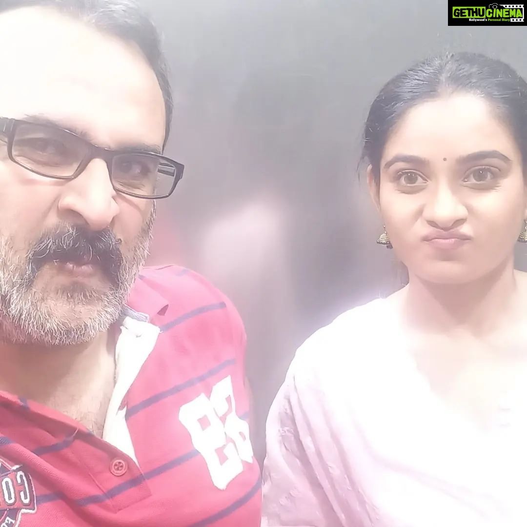 Ritu Singh Instagram - मेरी काबिल दोस्त रितु सिंह को जन्मदिन की अनेकानेक बधाई और अनंत शुभकामनाएं। आपको वो हर खुशी मिले जिसकी आप सचमुच हक़दार हैं।आप स्वस्थ रहें,मस्त रहें, और खूब व्यस्त रहें। Basti, Uttar Pradesh, India