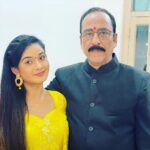 Ritu Singh Instagram – मेरी प्रिय ऑन स्क्रीन बिटिया ऋतु को ढेर सारा आशीर्वाद जन्मदिवस पर 💐💐💐