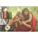 Ritu Singh Instagram - Feeling ho Jaye share😎 १ @singhkpradeep999 sir thank you ki aapne es khubsurat team ka hissa banaya 🥰🙏 २ @awdheshmishraofficial sir जितना सुना था उससे ज्यादा ही अच्छा पाया एक ऐसे इंसान है आप जो सिर्फ अपने काम पर बिलीव करता है और अपने काम के प्रति ऑनेस्ट रहते हैं एक अलग अनुभव एक्सपीरियंस लिया है आपसे जीवन के हर मोड़ पर काम आएगा ‌ बहुत अच्छा लगा आपके साथ काम कर बहुत कुछ सीखा समझा आपसे थैंक यू सो मच सर फॉर एवरीथिंग ई रिस्पेक्ट यू ऑलवेज 🥰🙏 ३ @vikrant8235 थैंक यू सो मच आपके साथ काम करके हमेशा अच्छा लगता है एक अच्छा अनुभव लेकर जाती हूं यह हमारी तीसरी फ़िल्म थी आप बहुत अच्छे को एक्टर हो थैंक यू फॉर एवरीथिंग 🥰 ४ @ritu9170 मेरे चेहरे पर खुशी तुम्हारे वजह से आती थी क्योंकि तुम मेरी मस्ती की पाठशाला थी आई मिस यू सो मच हुल्लड़ मचाने का बहुत मन हो रहा है बहुत अच्छी इंसान हो तुम तुम्हारे अंदर अपने आप को देखा मैंने हालांकि हमने पहले काम भी किया लेकिन इस सेट पर एक अलग रितु से मिली में लव यू लड़की 😘❤️🫂 ५ @anitarawatt di थैंक यू सो मच लेडी डॉन इंसान अच्छी हो आप बहुत अच्छी हो जो दिल में है वह मुंह पर भी है ऐसे ही रहना दिल्ली वाले वैसे भी गर्दा बचा के रखते हैं आई नो आपकी मेरी रितु की हम तीनों की वह गॉसिप्स वह भी सिर्फ हम तीनों के बारे में एक बात पर 10 मिनट की हंसी 😄 आती थी क्या मूवमेंट था लव यू माय लेडी डॉन 😘❤️ ६ @radhasingh.official मेरे फेस से मुझे पहचान जाना की दी आप अपसेट हो बहुत हैप्पी हो दी कोई नहीं मैं हूं ना आपके साथ हर सिचुएशन में मेरा साथ देना मुझे अकेला देख मेरे पास आ जाना इंसान बहुत खूबसूरत हो तुम पहली बार किसी सेट पर मुझे मेरी छोटी बहन मिली आई लव यू सो मच राधा ऐसे ही रहना बेटा हमेशा मैं हमेशा तुम्हारे साथ हूं आग लगा दो इंडस्ट्री में अपने काम से गॉड ब्लेस यू लव यू सो मच 😘❤️🫂 ७ @binappandey थैंक यू सो मच आपके इस प्यार के लिए आपने बहुत प्यार दिया मुझे आपके इस प्यार को जीवन भर नहीं भूल पाऊंगी और एक चीज जरुर कहना चाहूंगी कि मैं हमेशा आपकी रिस्पेक्ट करती रहूंगी आप बहुत अच्छी इंसान है दिल की साफ इंसान है खुश रहिए हमेशा और स्वस्थ रहिएये और जीवन में हमेशा अच्छा करिए ८ @rohitsinghmatru आपके लिए सिर्फ इतना और यही आप जैसा इंसान तो मैंने देखा ही नहीं कहीं आपने जितना रिस्पेक्ट किया मेरा इस रिस्पेक्ट के लिए जीवन भर आभार रहूंगी भगवान आपको हमेशा खुश रखे स्वस्थ रखें गॉड ब्लेस यू Thanks everyone ❤️🙏 mis u Mumbai, Maharashtra
