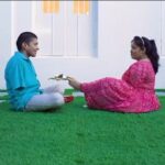 Ritu Singh Instagram - रक्षाबन्धन का सबसे प्यारा वीडियो,भाई बहन का अटूट प्रेम Prayagraj City