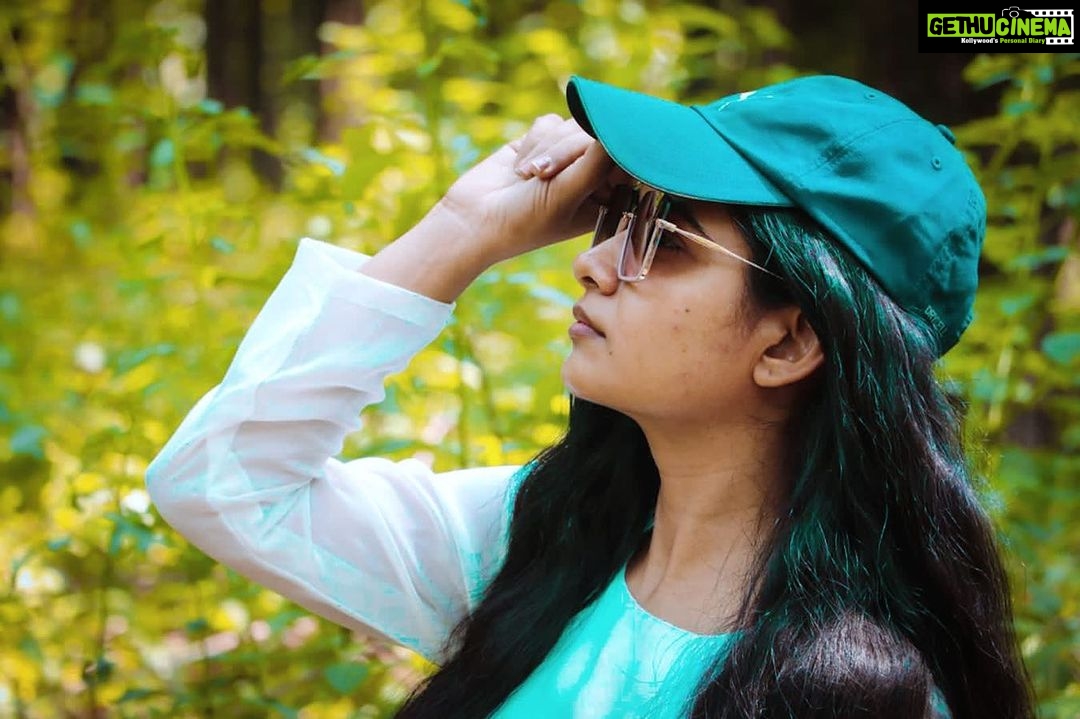 Ritu Singh Instagram - Sometimes it feels like lyrics to a song you’re listening to, were written just for you…. Love with this song nd nature toooo🪬❤️💚❤️ #vibes #nature #me #watching #each #other Special thanks to @pankaj_saxena_photographer 💐 & thanks humesha for your beautiful edition touch @ursgauravjha 💫💐